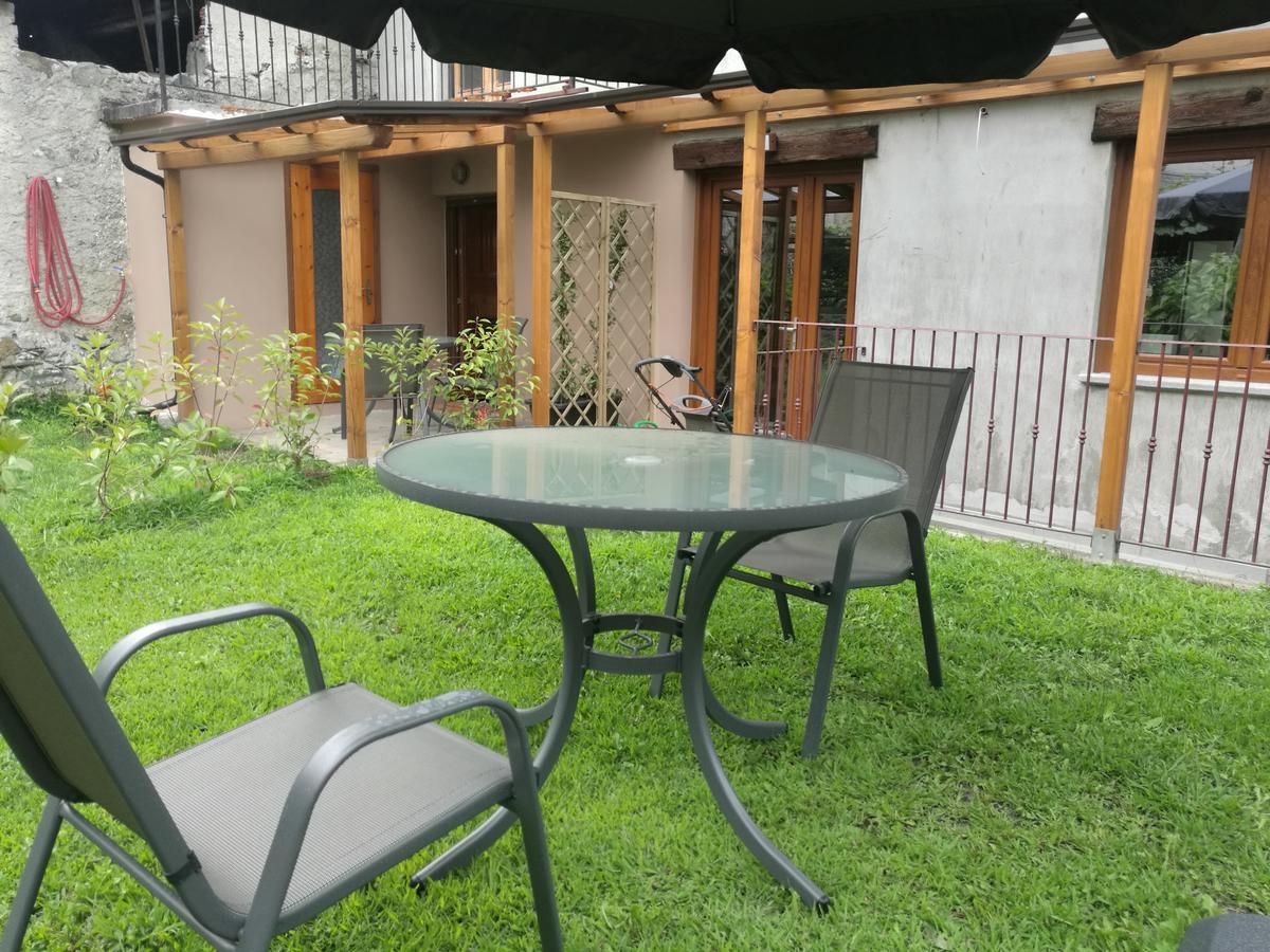 La Maison D' Amelie Fenis Extérieur photo