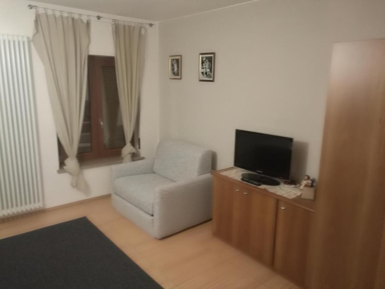 La Maison D' Amelie Fenis Extérieur photo